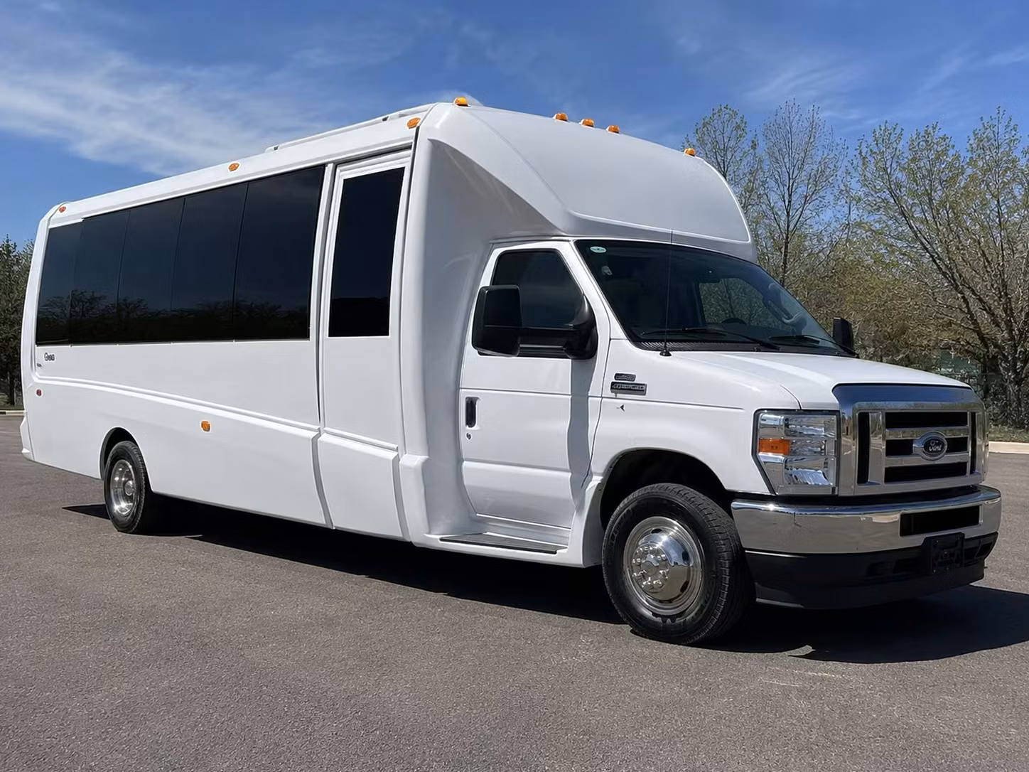 charterbusrentalsavannahga com helps you find the perfect prom party bus for savannah s most memorable nights