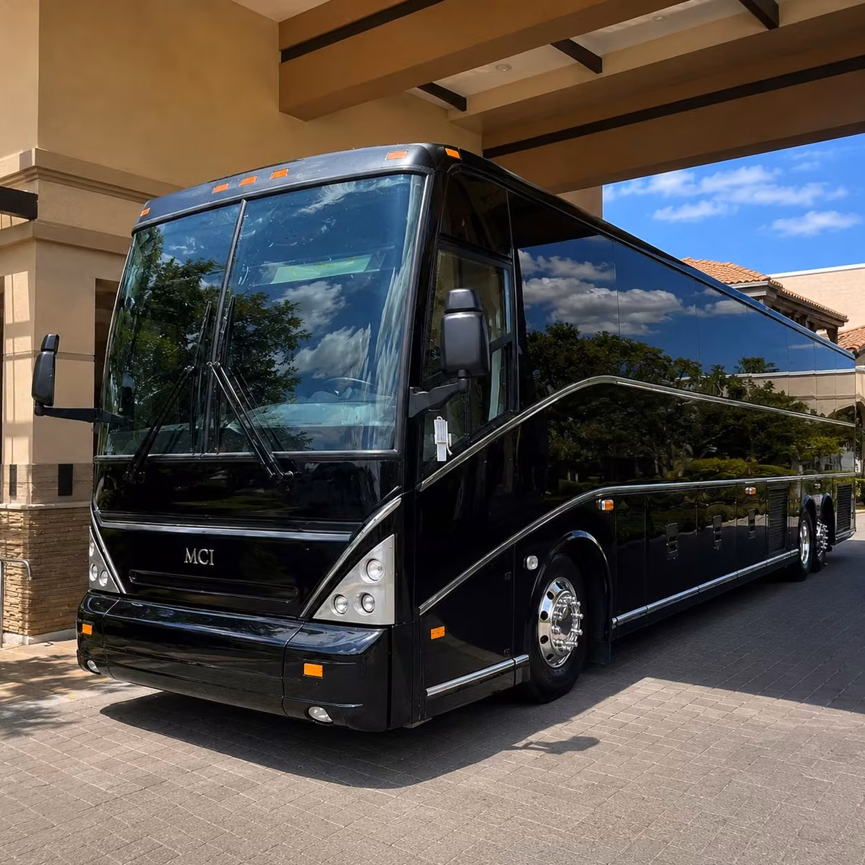 executive airport transfers employee shuttle services in savannah