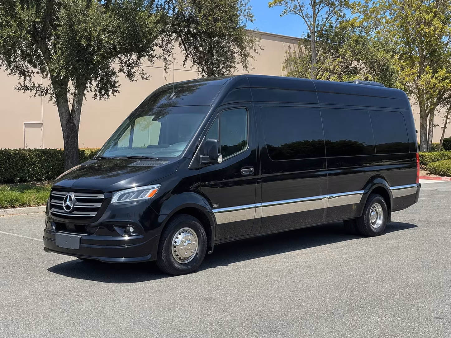 savannah sprinter limo rental
