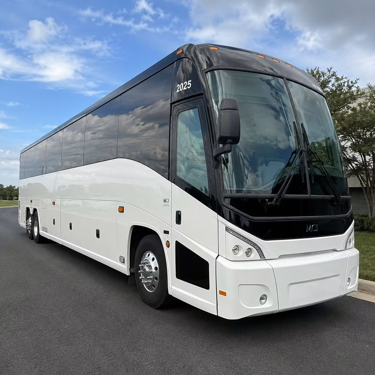 with charterbusrentalsavannahga com booking savannah concert transportation takes 30 seconds